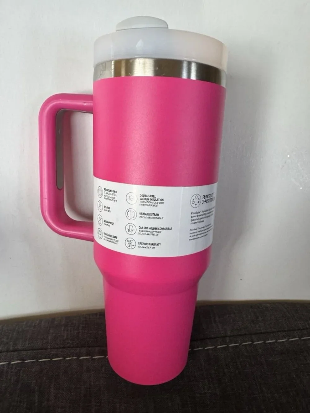 Stanley  Quencher H2.0 40 oz Tumbler Hot Pink Cup Handle New CS8 - Picture 3 of 5